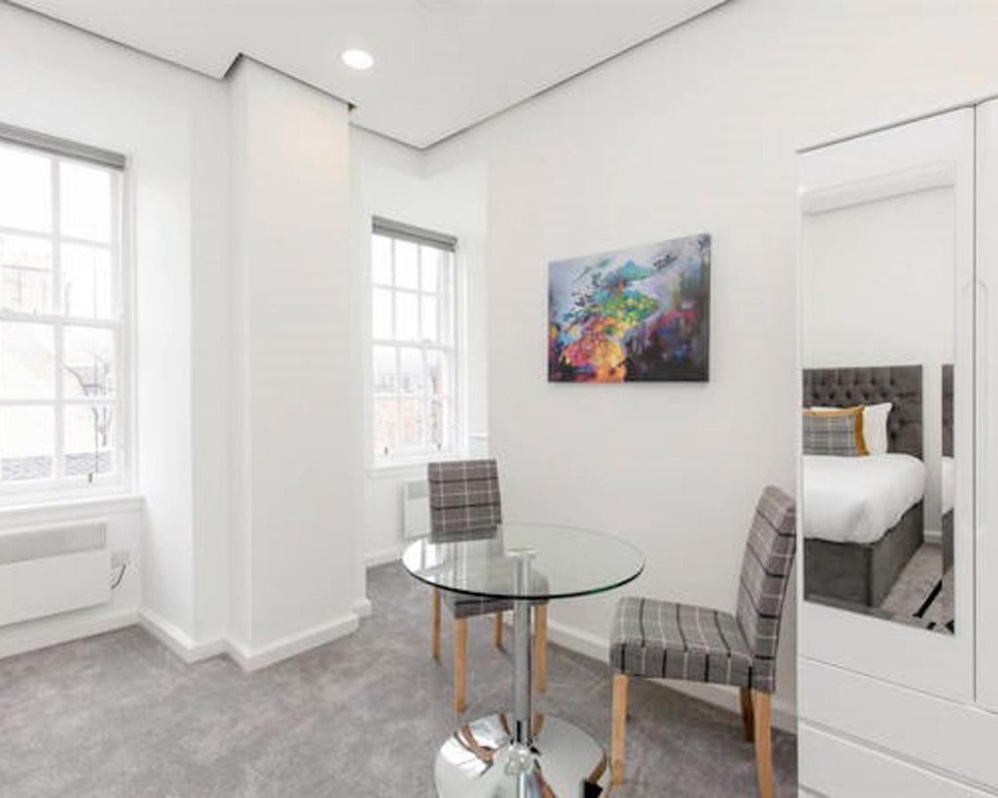 Apartament Gorgeous Studio At The Heart Of Edinburgh Old Town Zewnętrze zdjęcie