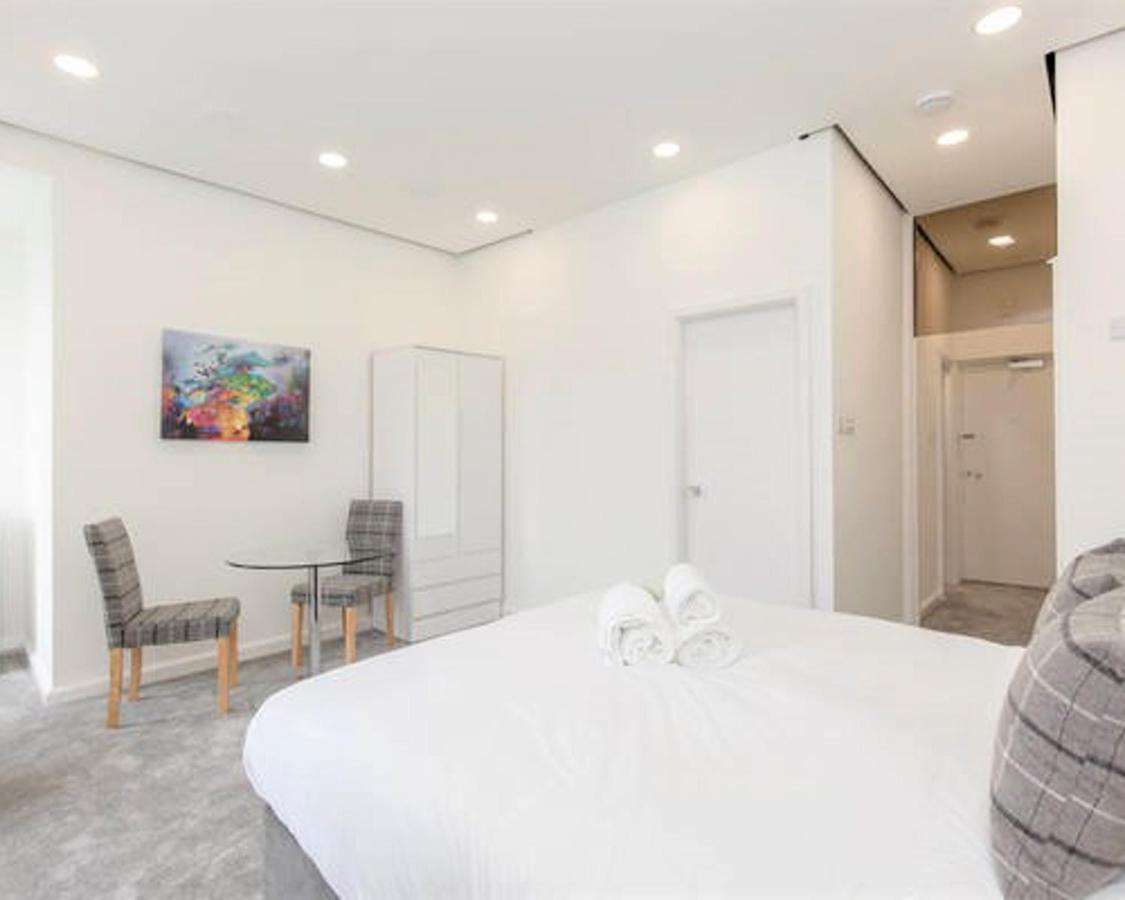 Apartament Gorgeous Studio At The Heart Of Edinburgh Old Town Zewnętrze zdjęcie